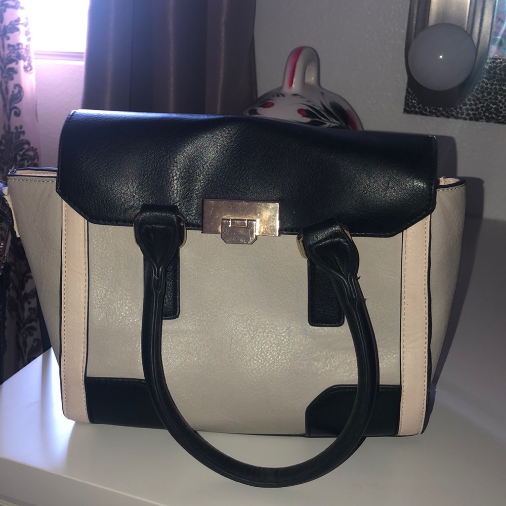 Call It Spring adjustable handbag